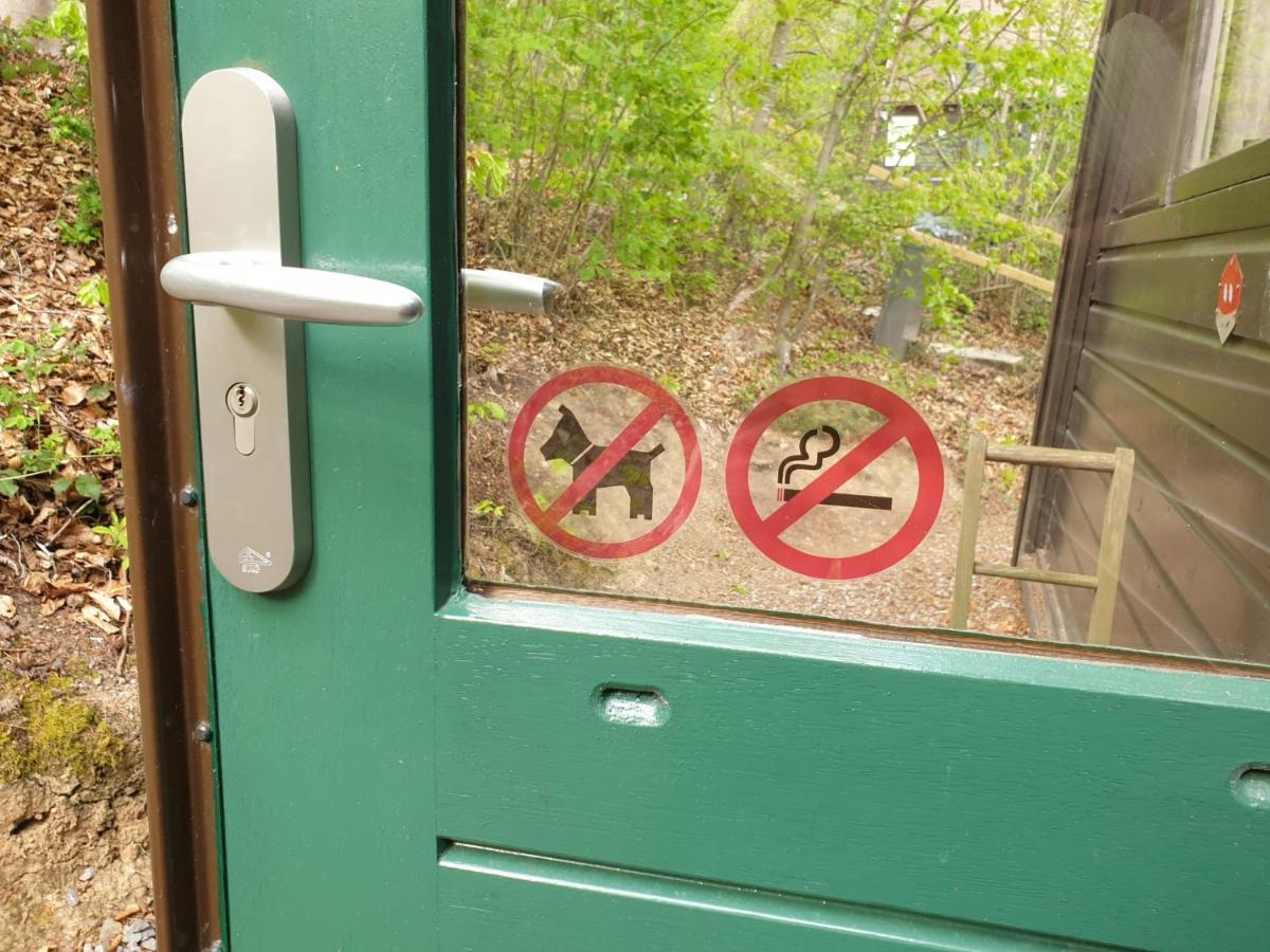 Boshuisje Durbuy Met Zwembad Op Het Park Εξωτερικό φωτογραφία